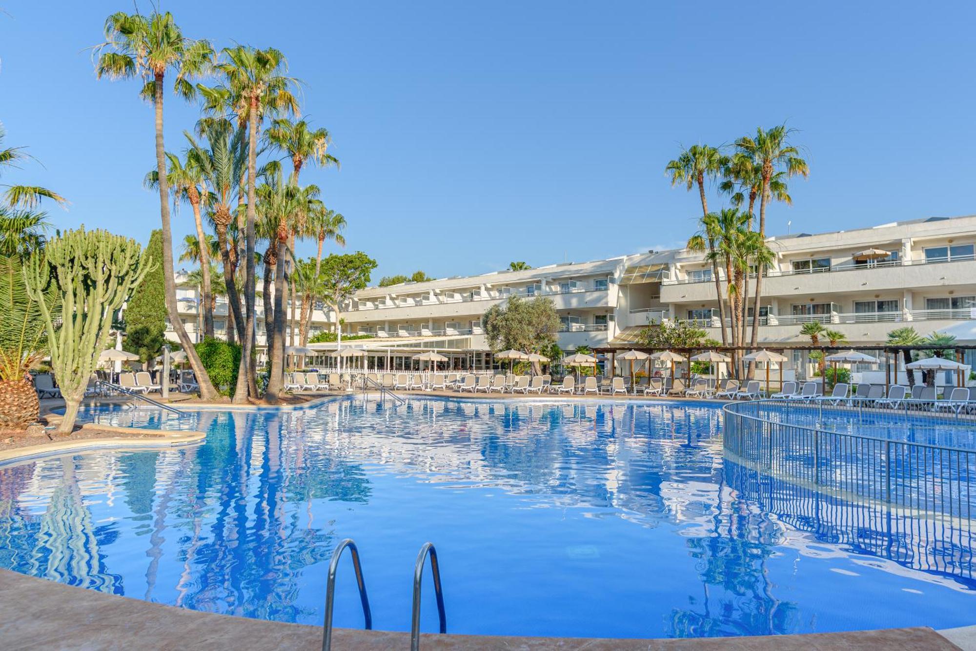Fergus Club Palmanova Park Hotel Bagian luar foto